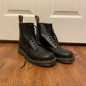 Dr. Martens 1460 Smooth Leather Lace Up Boots